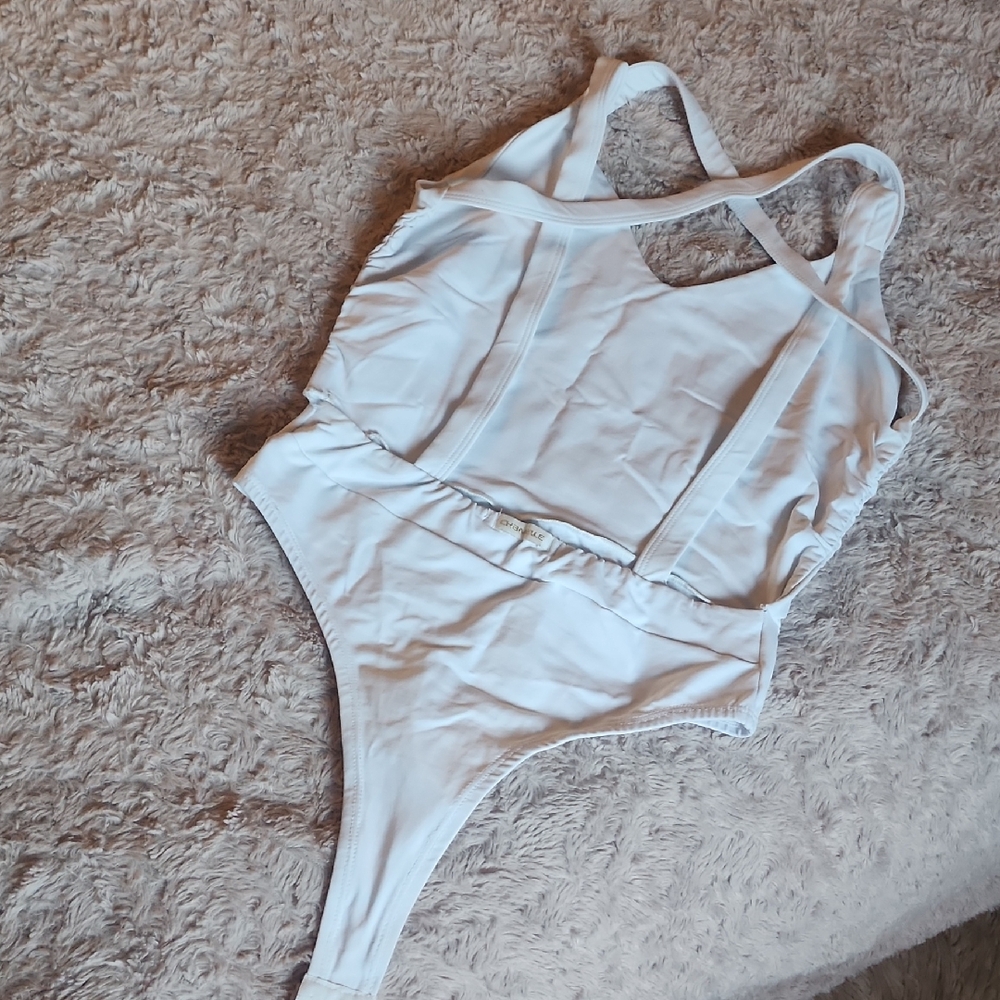 Chantelle Elegant White Swimwear